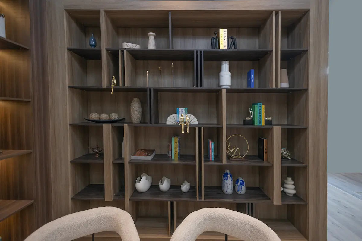 خزائن ملابس بالحائط خزائن ملابس بالحائط