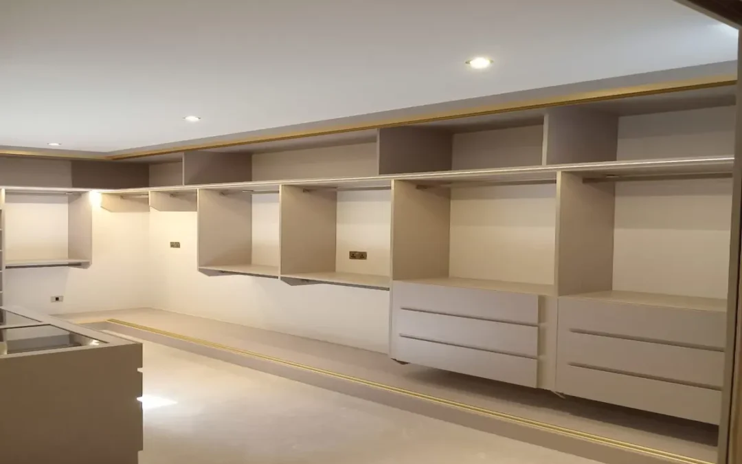 custom wardrobe dubai